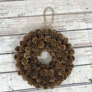 Small Rustic Pine Cone Wreath‎ Center Piece